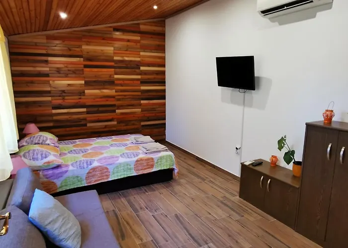 아파트 Kika Ližnjan